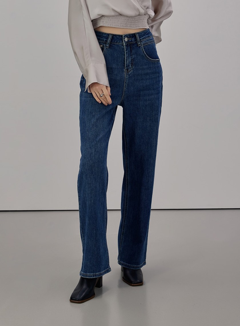 假兩件式光澤交叉上衣